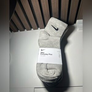 Nike Everyday Cushion Ankle Training Socks, Size L - Grey (6 Pair)